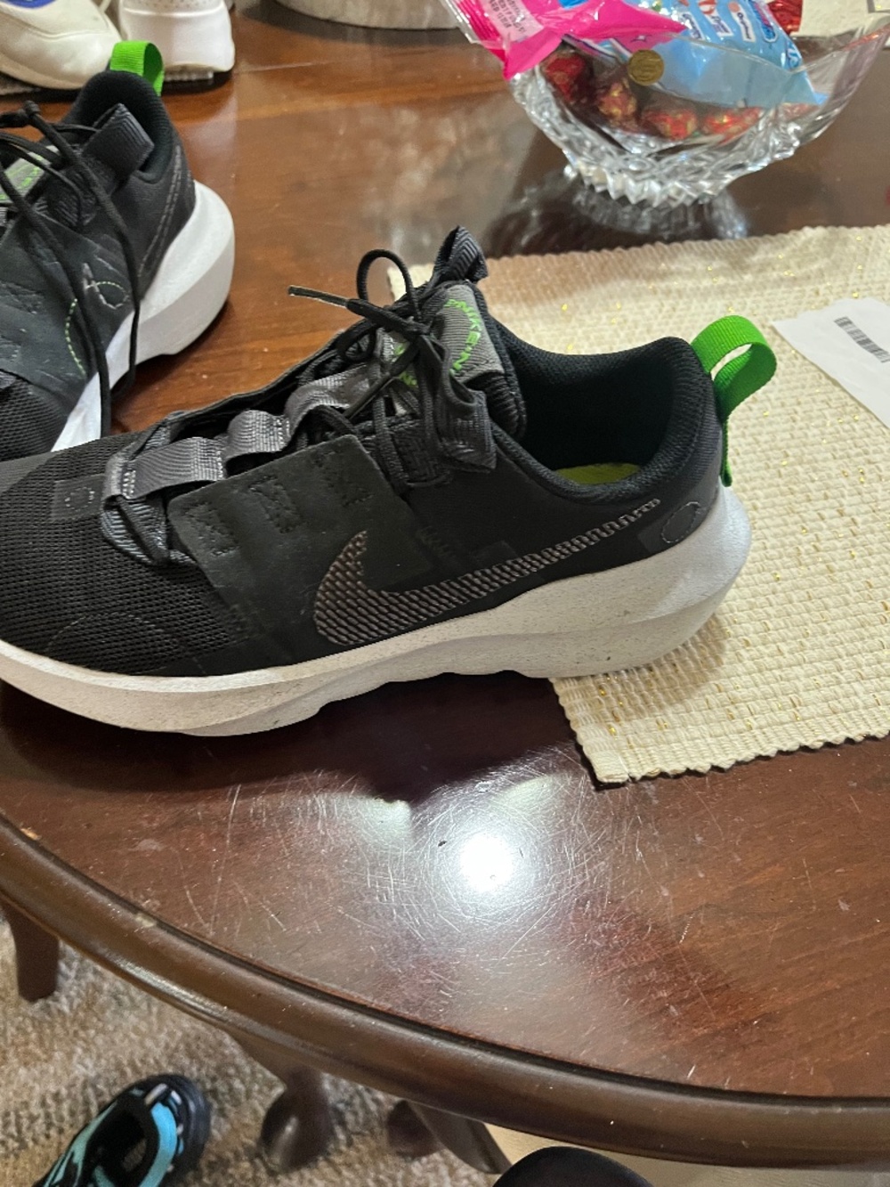 Nike youth sneaker size 7